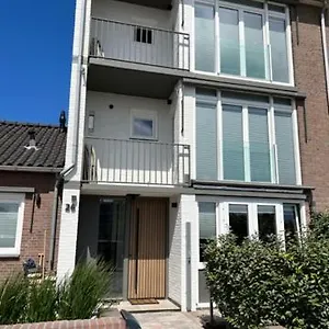 Casa Del Cisne 3 Aparthotel Zandvoort